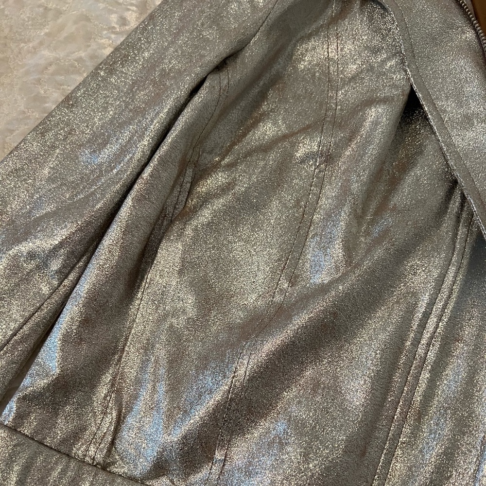 Gold jacket - Picture 2 of 10